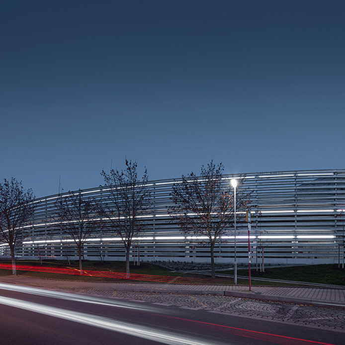 Parkovací dům Dolní Břežany