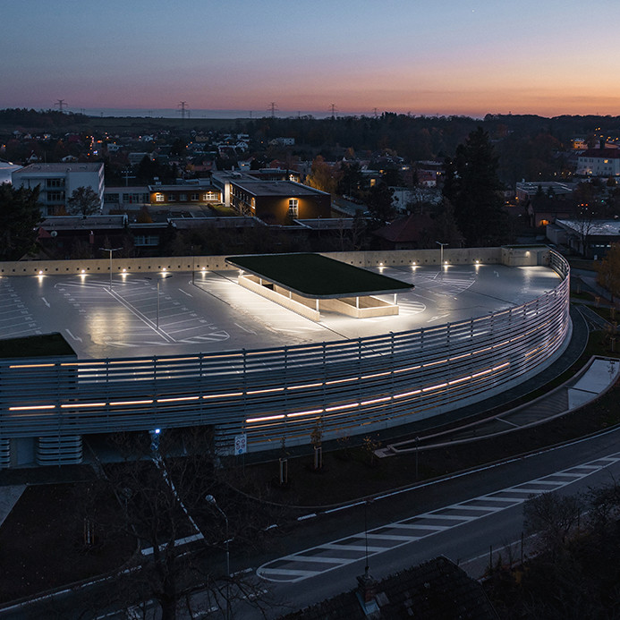 Parkovací dům Dolní Břežany