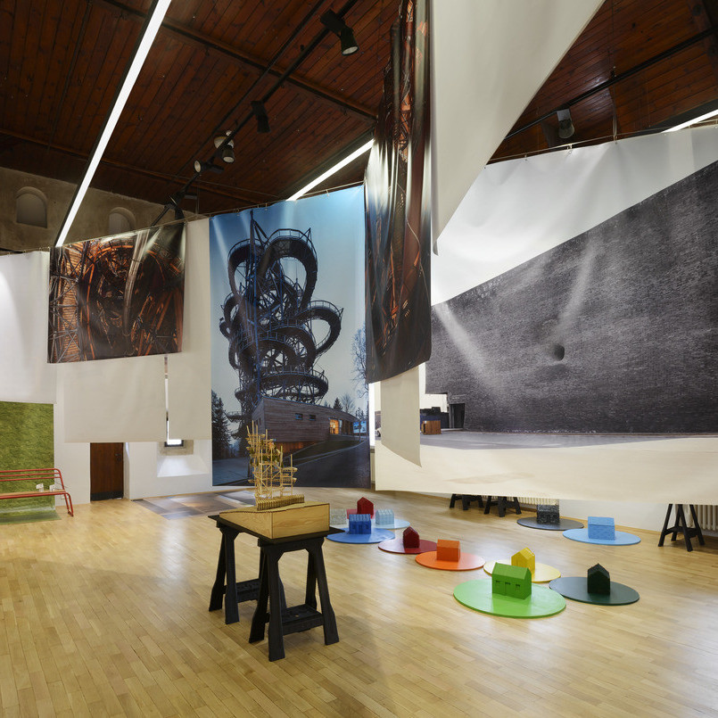 Zdeněk Fránek : Outside CZ 